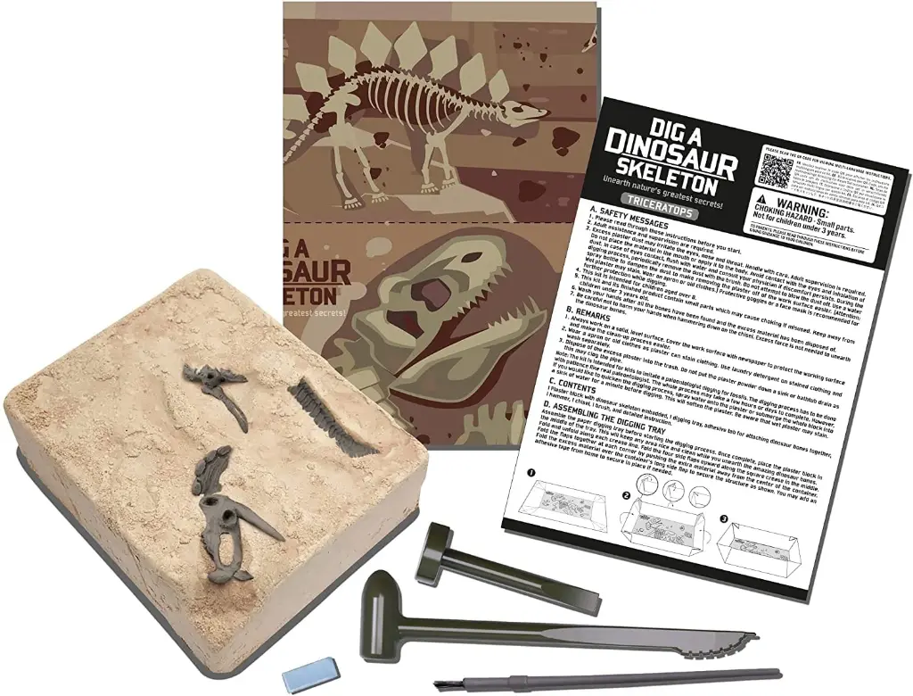 KidzLabs Cava y Arma Tu Fósil de Triceratops 8a+